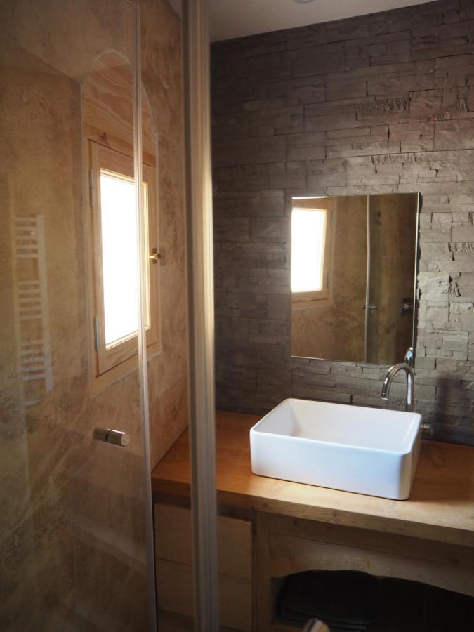 Gite Les Cabanes De Fallot Pour 15 Personnes - Piscine Naturelle L'isle-Bouzon エクステリア 写真