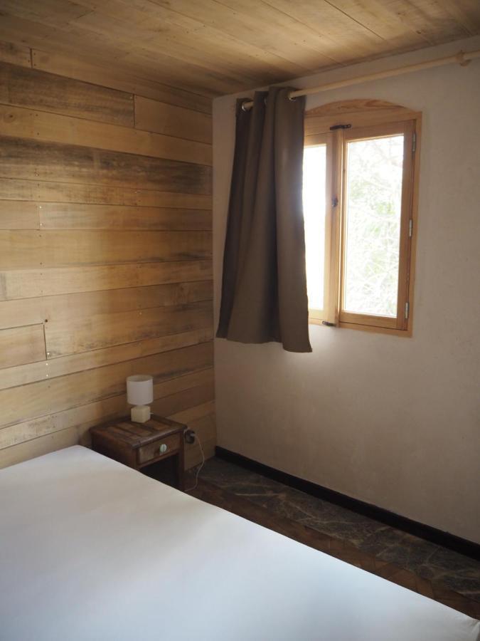 Gite Les Cabanes De Fallot Pour 15 Personnes - Piscine Naturelle L'isle-Bouzon エクステリア 写真